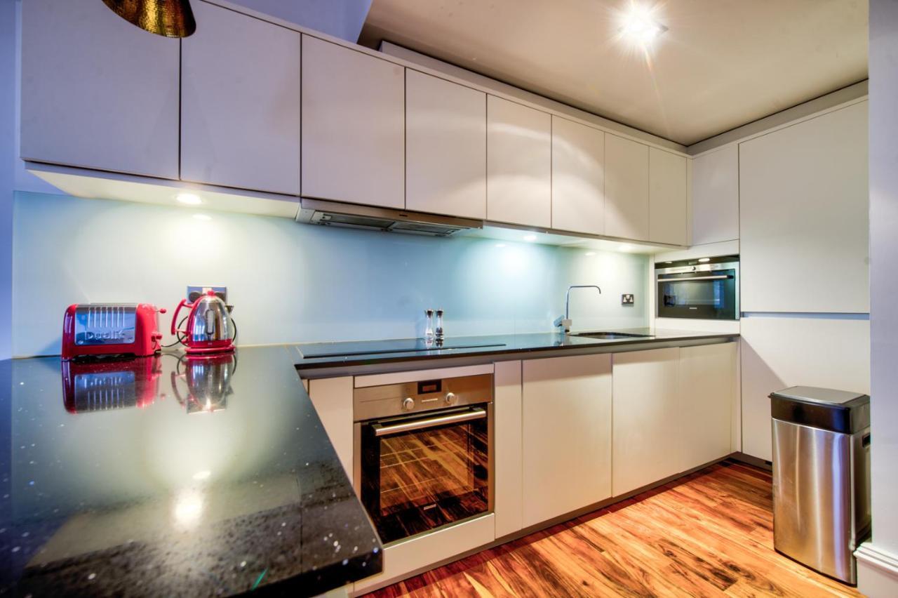 Sumptuous 2Br Apt Next To Edinburgh Castle! Exterior photo